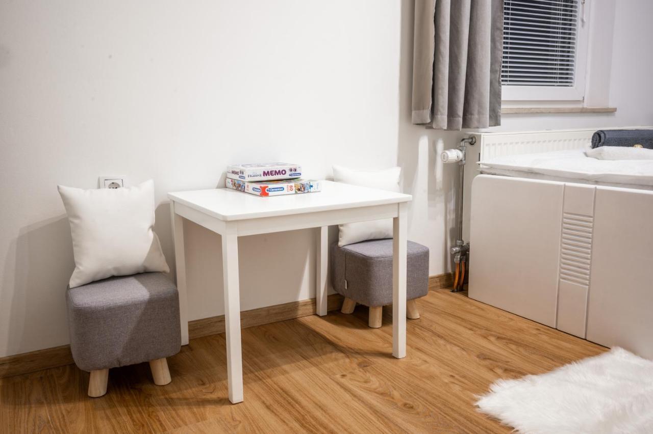Apartma Tia 2 Zreče Buitenkant foto